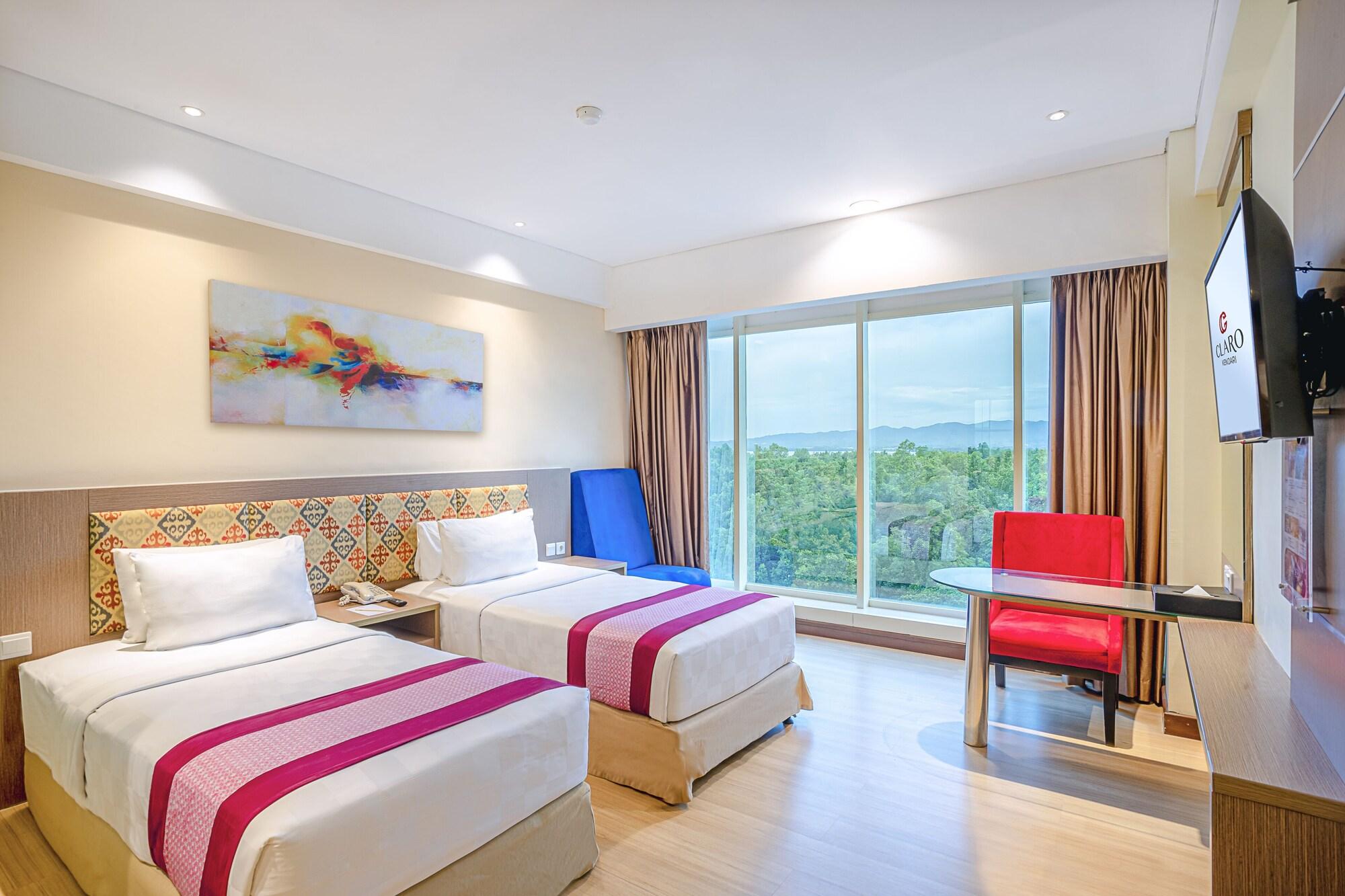 Claro Hotel Кендари Экстерьер фото