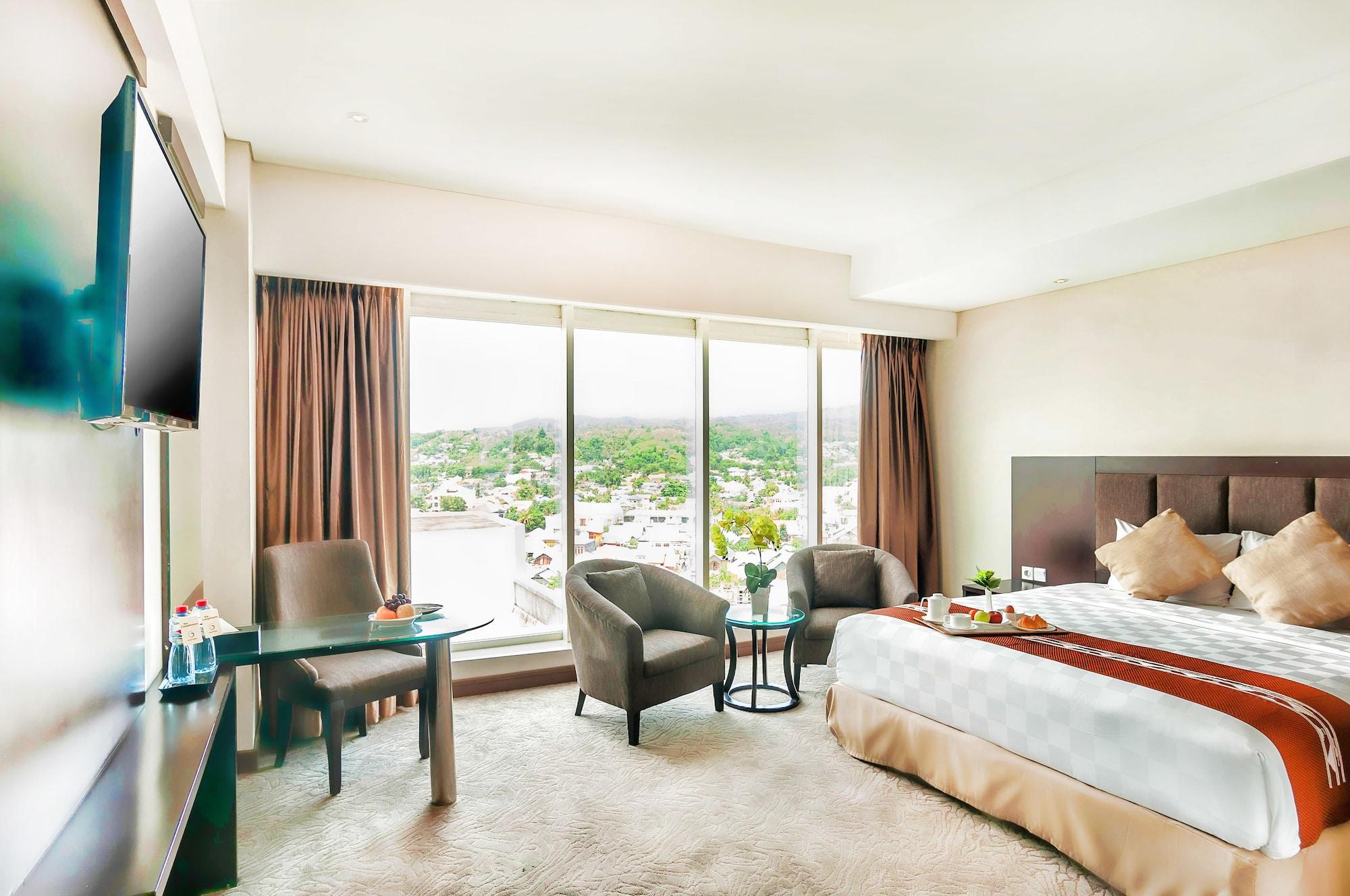 Claro Hotel Кендари Экстерьер фото
